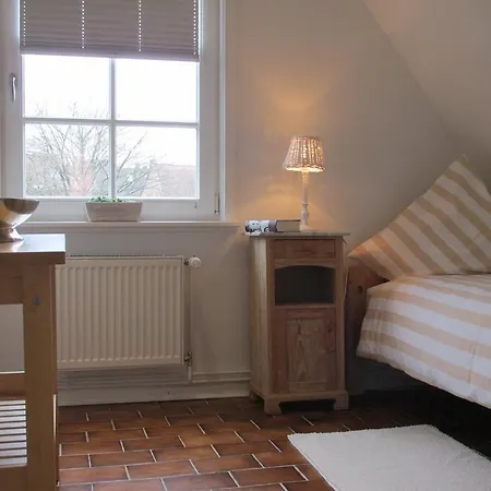 Im Stadthaus - Zwei Schlafzimmer * Винзен